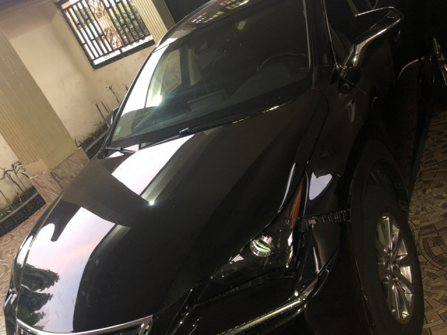 Lexus NX 300, Voitures, Conakry