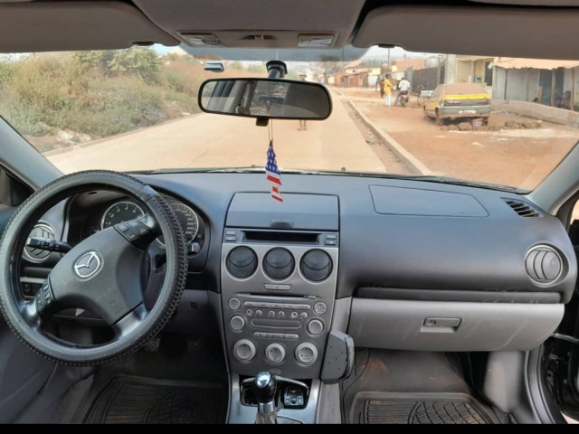 Mazda 3, Voitures, Conakry