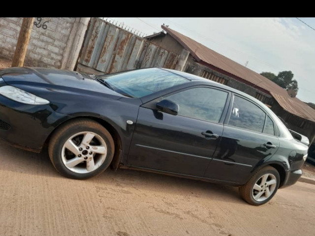Mazda 3, Voitures, Conakry