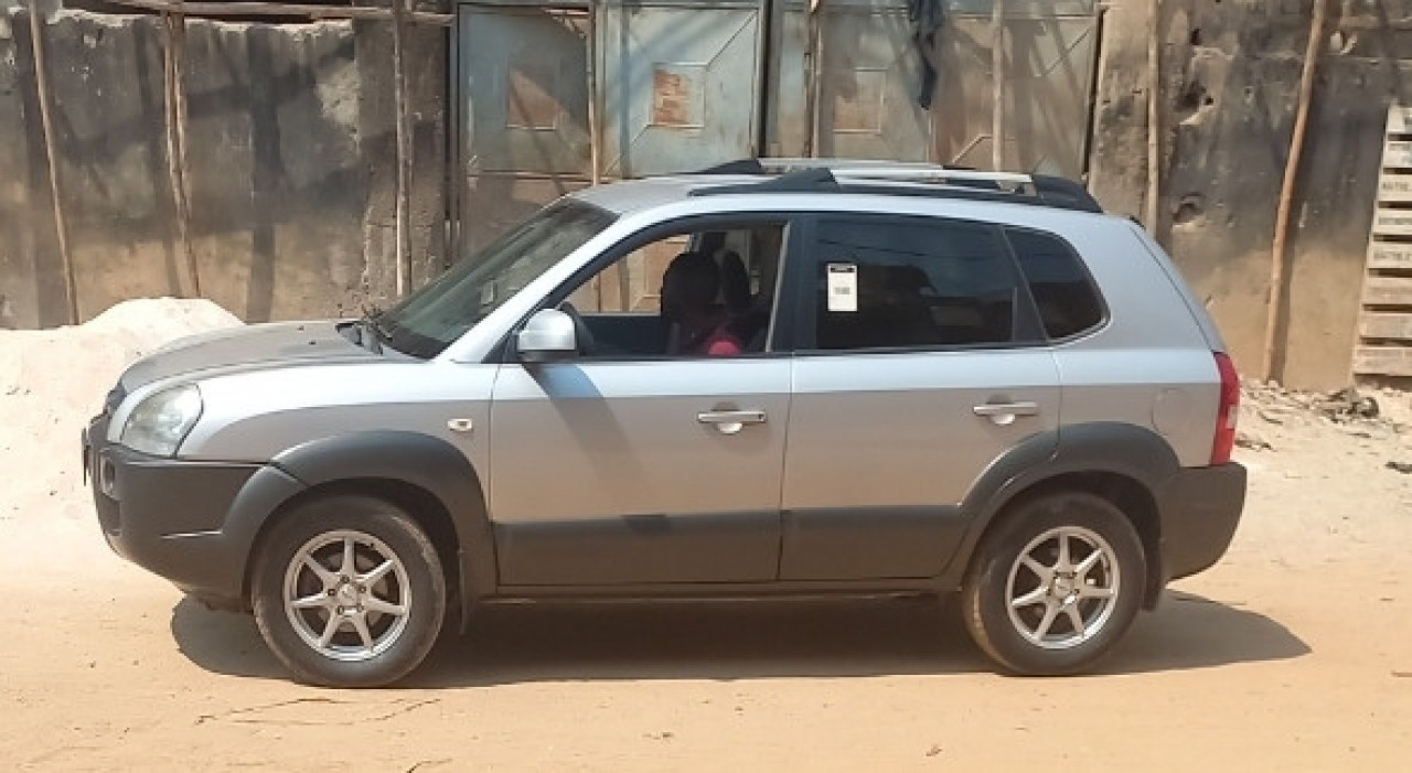 Hyundaï Tucson, Voitures, Conakry