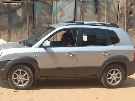 Hyundaï Tucson, Voitures, Conakry