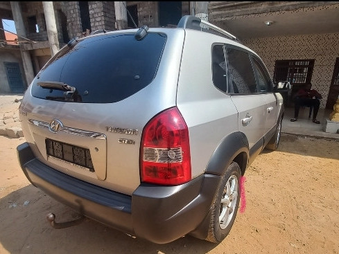Hyundaï Tucson, Voitures, Conakry