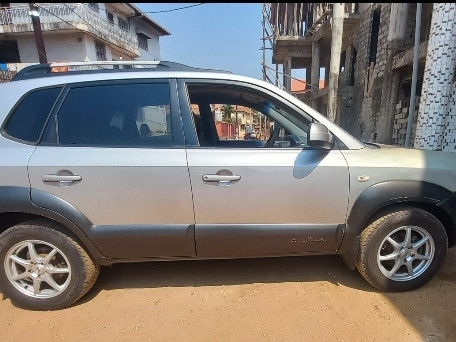 Hyundaï Tucson, Voitures, Conakry