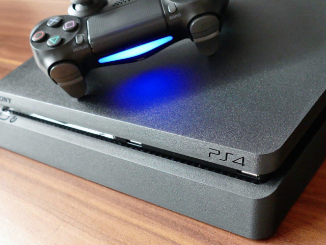 Sony PlayStation 4, Jeux Vidéo - Consoles, Conakry