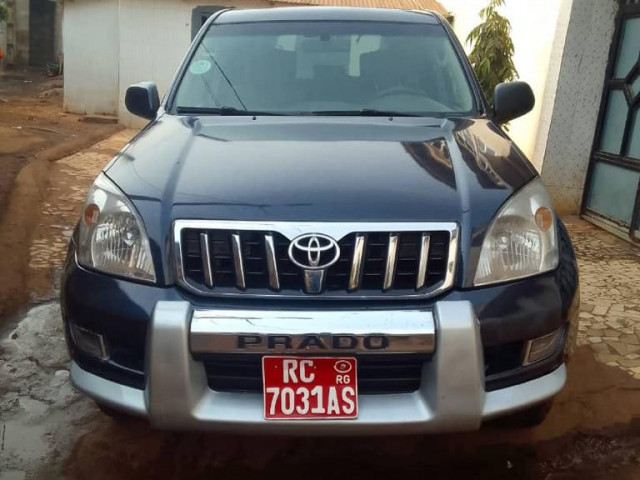 Toyota Land Cruiser Prado, Voitures, Conakry