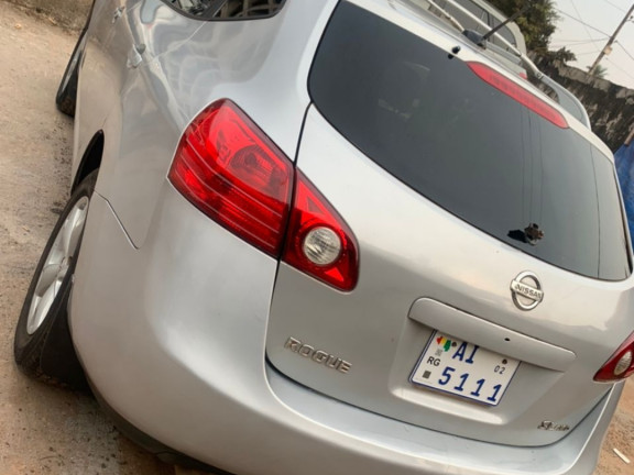 Nissan Rogue, Voitures, Conakry
