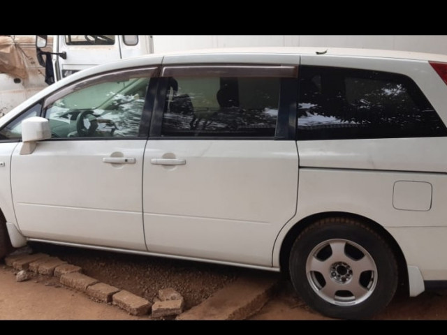 Nissan Presage, Voitures, Conakry