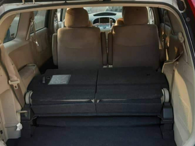 Nissan Presage, Voitures, Conakry