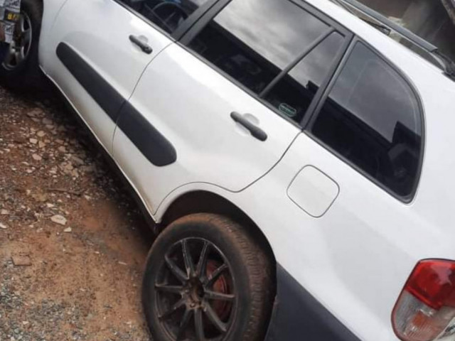 Toyota RAV4, Voitures, Conakry