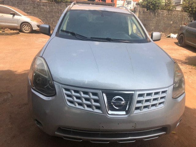 Nissan Rogue, Voitures, Conakry