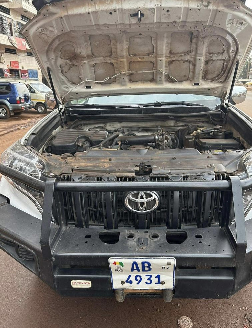 Toyota Land Cruiser Prado, Voitures, Conakry