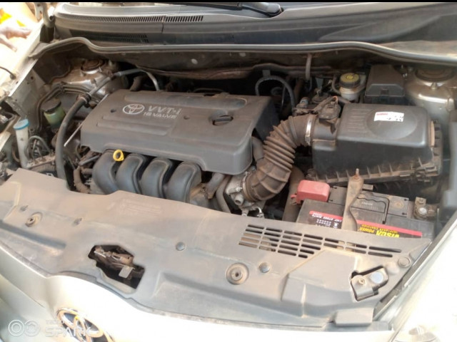 Toyota Corolla Verso, Voitures, Conakry