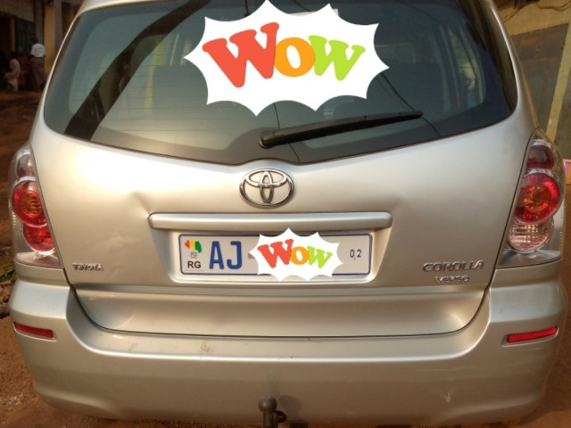 Toyota Corolla Verso, Voitures, Conakry