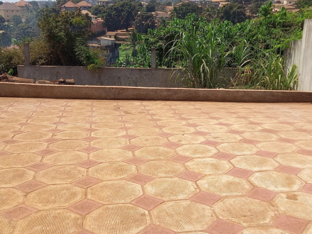 Bâtiment à Lansanayah, Maisons, Conakry