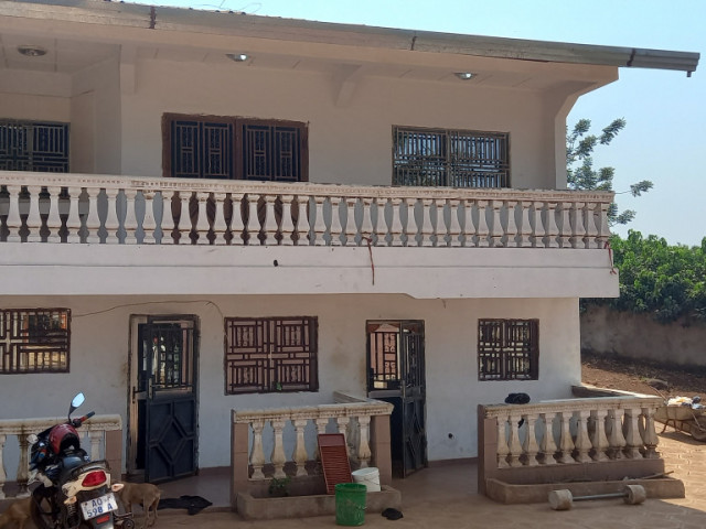 Bâtiment à Lansanayah, Maisons, Conakry