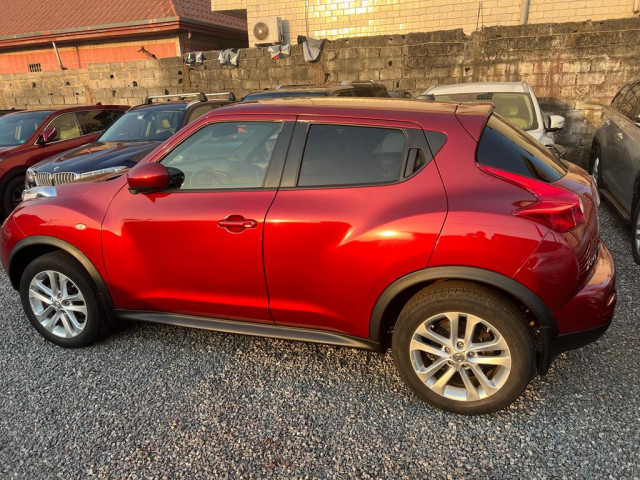 Nissan Juke, Voitures, Conakry