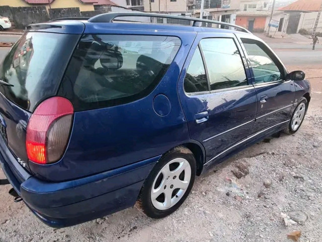 Peugeot 306, Voitures, Conakry