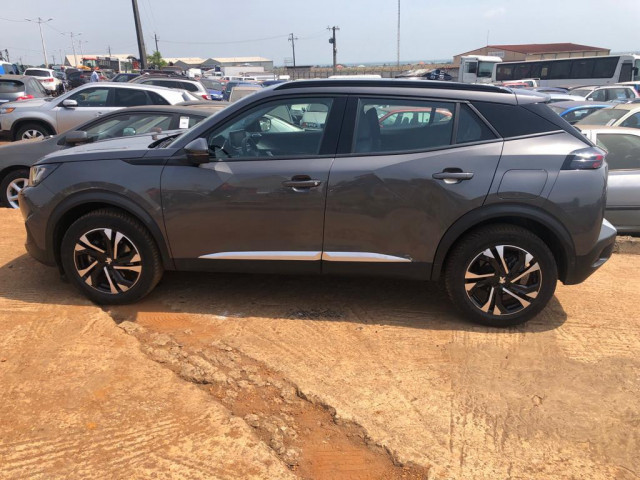 Peugeot 2008, Voitures, Conakry