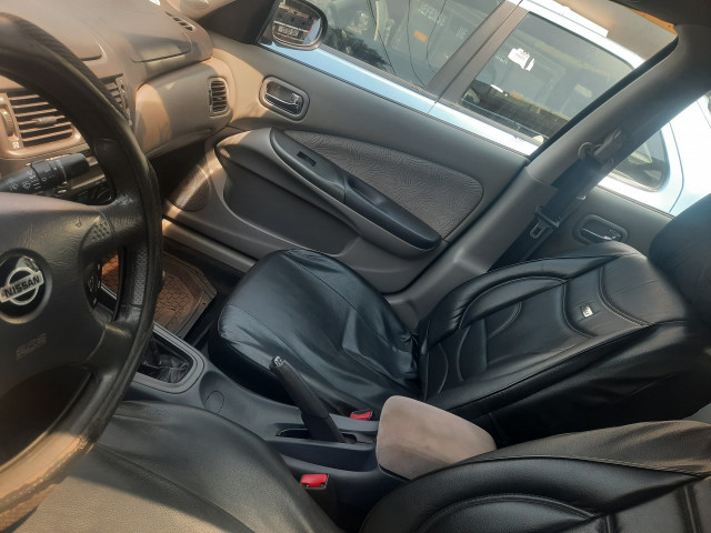 Nissan Almera, Voitures, Conakry