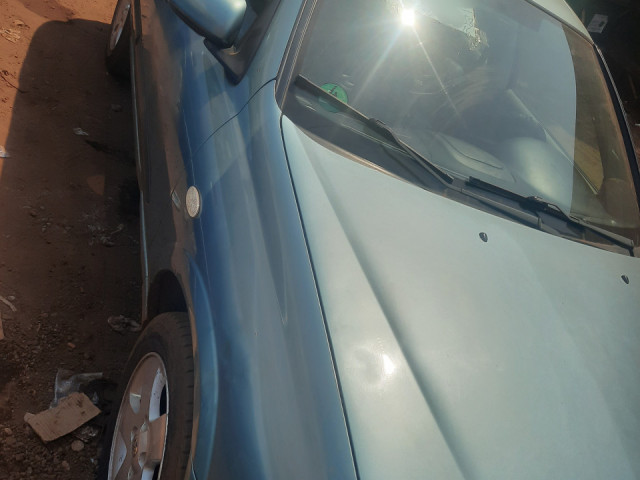 Nissan Almera, Voitures, Conakry