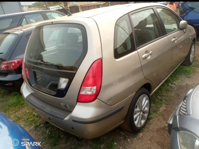 Suzuki Liana, Voitures, Conakry