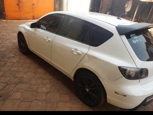 Mazda 3, Voitures, Conakry