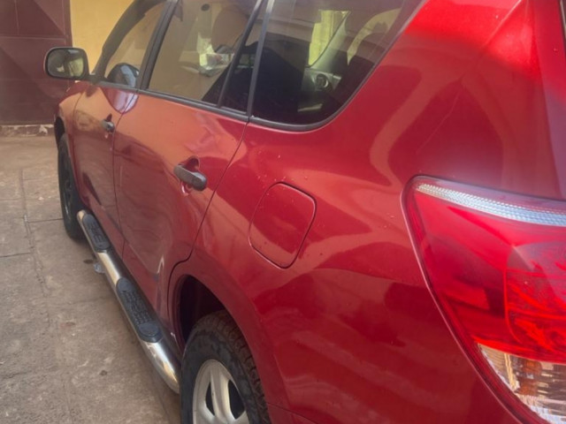 Toyota RAV4, Voitures, Conakry