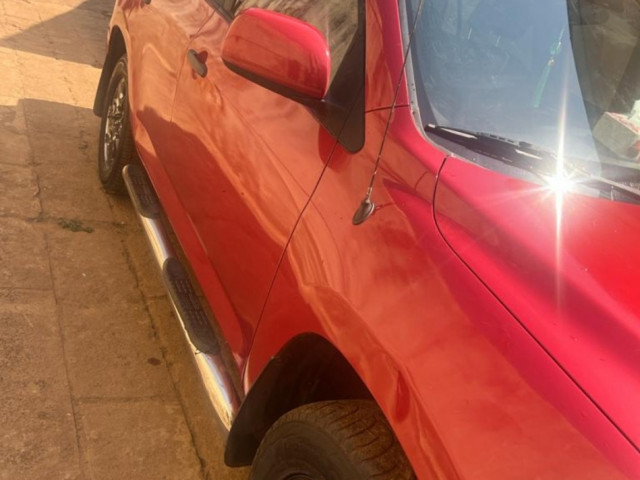 Toyota RAV4, Voitures, Conakry