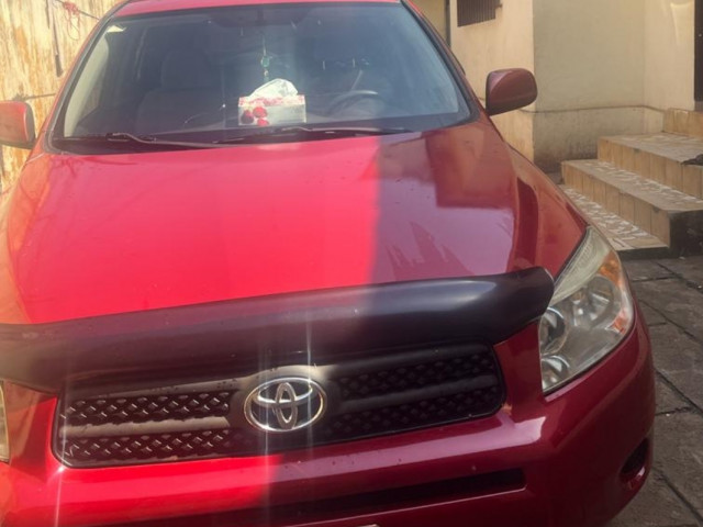Toyota RAV4, Voitures, Conakry