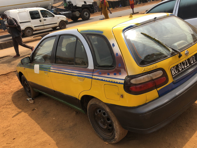 Nissan Almera, Voitures, Conakry