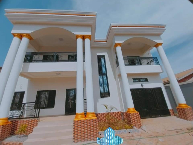 Bรขtiment ร Lambanyi, Maisons, Conakry