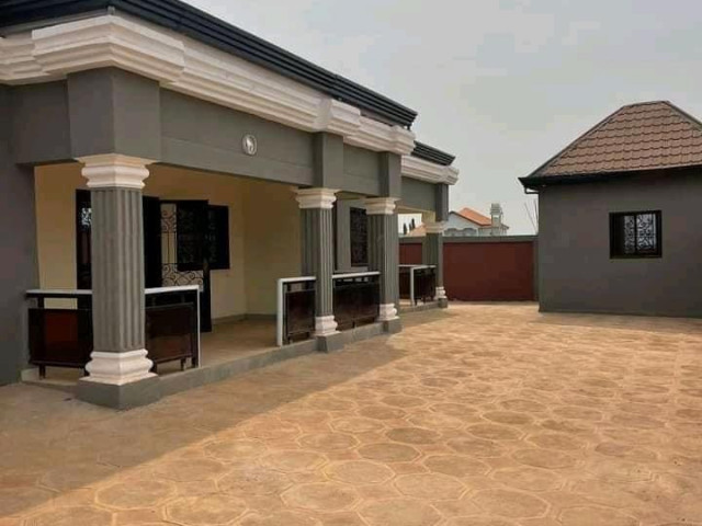 Maison à Fossidet, Maisons, Conakry