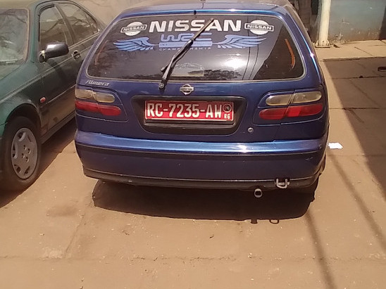 Nissan Almera, Voitures, Conakry