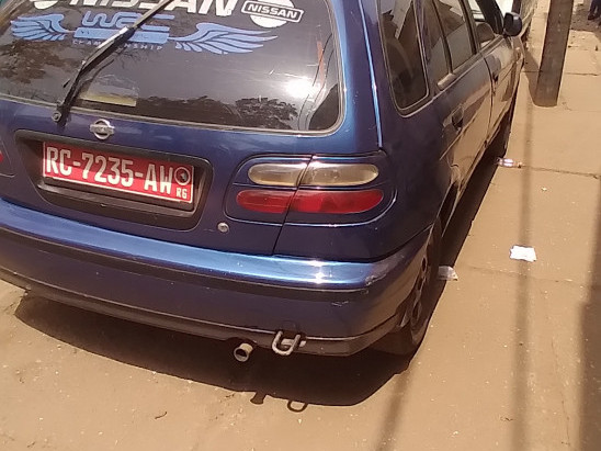 Nissan Almera, Voitures, Conakry