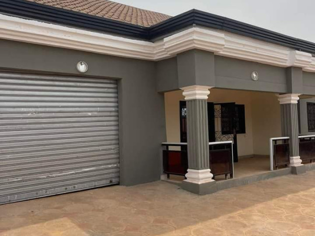 Maison à Yattayah, Maisons, Conakry