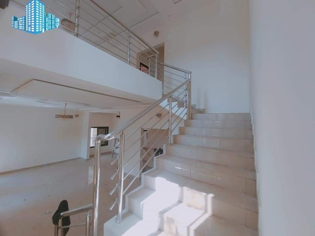 Maison ร Lambanyi, Maisons, Conakry
