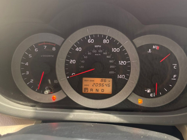 Toyota RAV4, Voitures, Conakry
