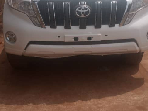 Toyota Land Cruiser Prado, Voitures, Conakry