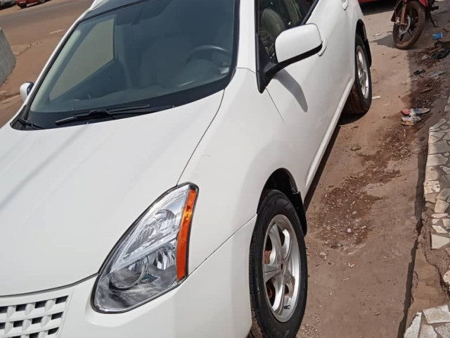 Nissan Rogue, Voitures, Conakry