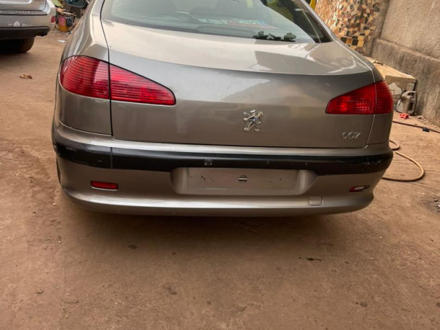 Peugeot 607, Voitures, Conakry