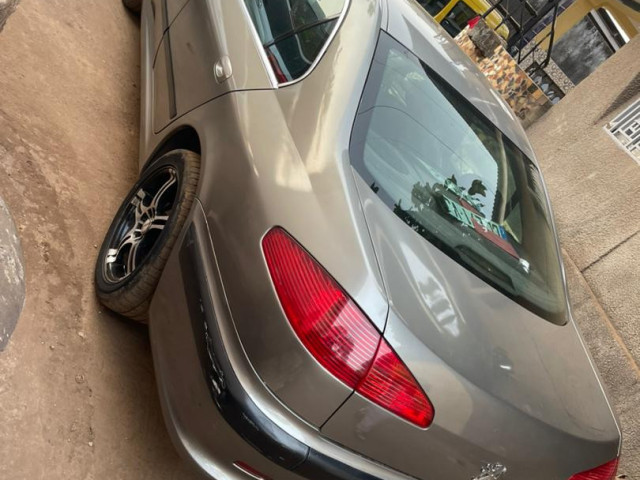 Peugeot 607, Voitures, Conakry