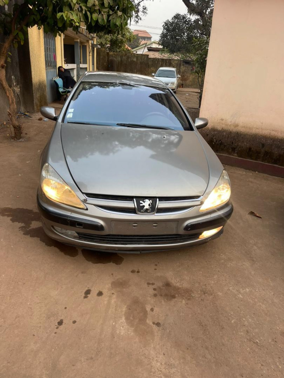 Peugeot 607, Voitures, Conakry