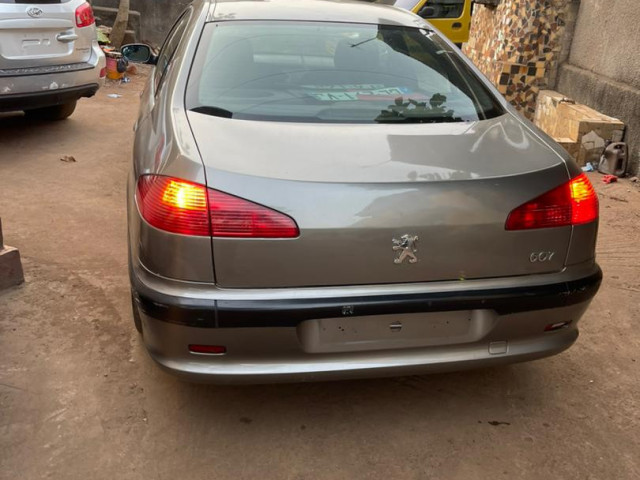 Peugeot 607, Voitures, Conakry