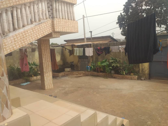 Maison à Tombolia, Maisons, Conakry