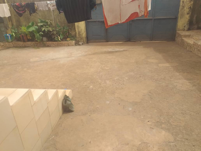 Maison à Tombolia, Maisons, Conakry