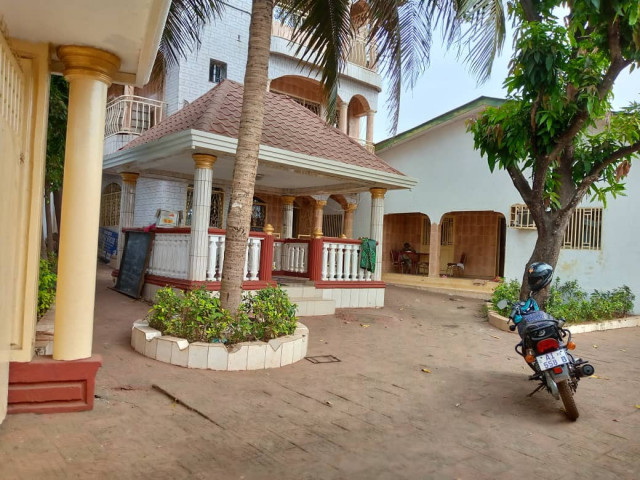 Maison à Nongo, Maisons, Conakry