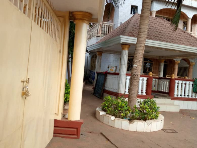 Maison à Nongo, Maisons, Conakry