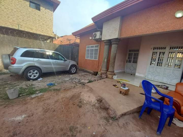Maison à Sonfonia, Maisons, Conakry