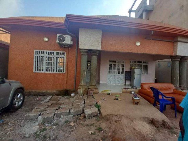 Maison à Sonfonia, Maisons, Conakry