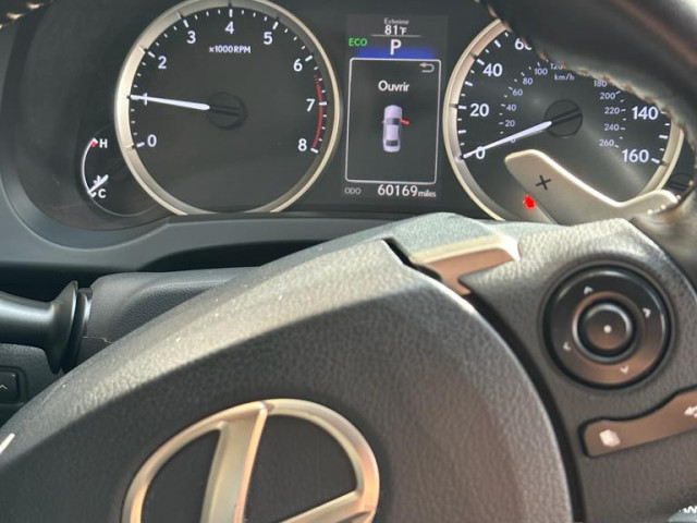 Lexus IS 250, Voitures, Conakry